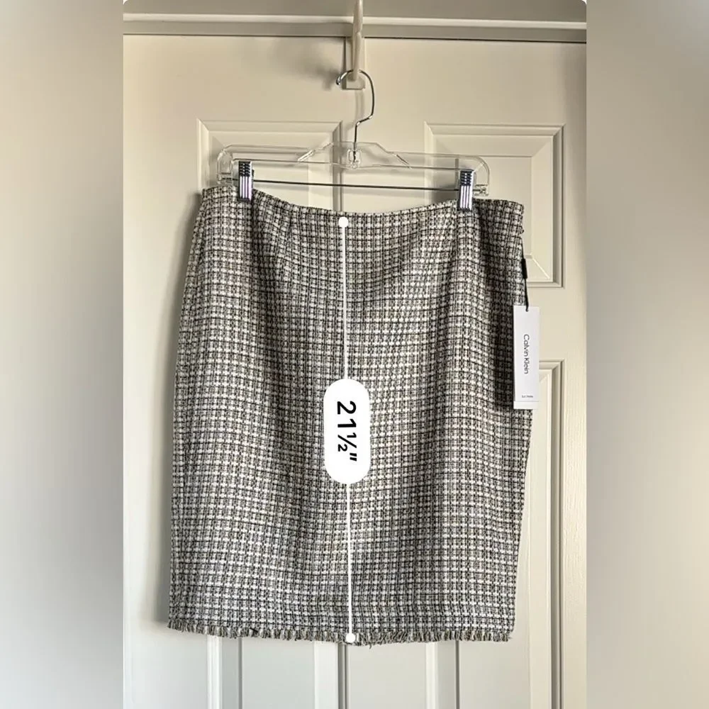 Calvin‎ Klein Tweed Skirt - Black and White Size: 14P
